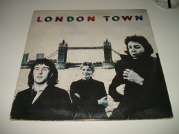 B4 / Wings " London Town " - LP - Parlophone - 3C 064 60521 - Italy 1978 - EX/EX - Autres - Musique Anglaise