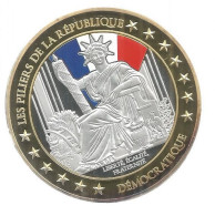 Médaille, LES PILIERS DE LA REPUBLIQUE DEMOCRATIQUE, Aux Armes Citoyens... ,110 Gr, Dia. 70 Mm,  Frais Fr 6.00 E - Altri & Non Classificati