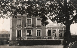 - 93 - PAVILLON-sous-BOIS. - La Mairie. - - Les Pavillons Sous Bois