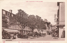 St Girons * La Place Du Marché Et La Rue Gambetta * Automobile Voiture Ancienne - Saint Girons