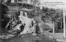 Barrage De BOSMELEAC - La Chute D'eau - Bosméléac