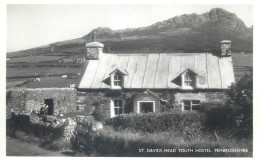 Postcard United Kingdom Wales Pembrokeshire St. Davids Head Youth Hotel - Pembrokeshire