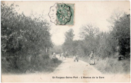 77. ST-FARGEAU-SEINE-PORT. L'Avenue De La Gare - Saint Fargeau Ponthierry