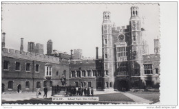 SCHOOL YARD / ETON COLLEGE - Sonstige & Ohne Zuordnung