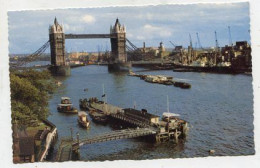 AK 130787 ENGLAND - London - Tower Bridge And Pool Of London - River Thames