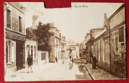 CPA  En Très Mauvais état  (provenant D'un Carnet )- Clermont -(Oise) - Rue De Mouy - Clermont