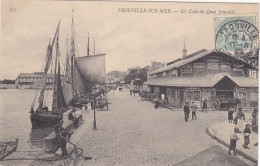 14 - TROUVILLE : Quai.. A Voir. - Trouville