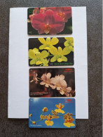 SINGAPOUR SET 4 CARTES ORCHIDEES ORCHIDS DIFF. SUPERBES - Flowers