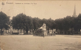 Maaseik Standbeeld Der Gebroeders Van Eyck - Maaseik