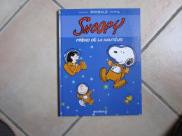 SNOOPY  PEANUTS  SNOOPY  PREND DE LA HAUTEUR DARGAUD - Peanuts