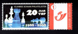 604710544 BELGIE -  SCHAAK ECHEC CHESS 20 JAAR VLAAMSE SCHAAK PHILATELISTEN 2010 - OCB 3700 + LABEL - Other & Unclassified