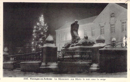 BELGIQUE - NASSOGNE EN ARDENNE - Le Monument Aux Morts La Nuit Sous La Neige - Carte Postale Ancienne - Nassogne