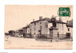 Damvillers. Place Gerard. - Damvillers