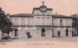 Le Beausset - Hotel De Ville - CPA °J - Le Beausset