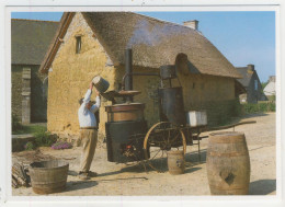 22 - Jugon-les-Lacs  -  Ferme Du St-Esprits Des Bois  - Le Bouilleur De Cru - Jugon-les-Lacs