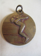 Médaillon De Sport/NATATION  / Plongeon /  Bronze//Vers 1930-1950         SPO410 - Natation