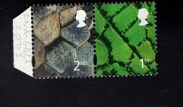 1786295305 2003 SCOTT 12 - 13  (XX) POSTFRIS MINT NEVER HINGED   - BOOKLET PAIR GIANTS CAUSEWAY - FARM FIELDS - Irlanda Del Norte