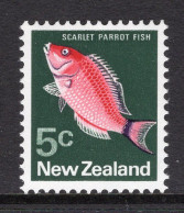 New Zealand 1973-76 Definitives - No Wmk. - 5c Scarlet Parrot Fish MNH (SG 1012) - Nuovi