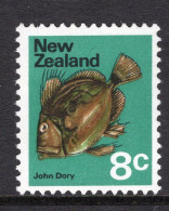 New Zealand 1973-76 Definitives - No Wmk. - 8c John Dory MNH (SG 1015) - Ungebraucht