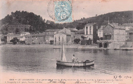 Le Lavandou - Plage - Barque - Pecheurs - VG Prise Du Mote   - CPA °J - Le Lavandou