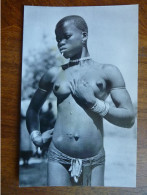 CPA Carte Photo Non écrite  -  Jeune Ado Scarifiée Percing Piercing Des Lèvres - Unclassified