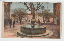 BARGEMON - VAR - FONTAINE ET PLACE DE LA MAIRIE - Bargemon