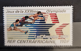 CENTRAFRIQUE Athletisme, Haies,  Jeux Olympiques, Los Angeles 1984 Yvert N° 555. Neuf Sans Gomme - Zomer 1984: Los Angeles