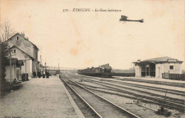 91 - ETRECHY - S17636 - La Gare Intérieure - Train - Etrechy