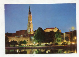 AK 138046 GERMANY - Landshut / Isar - Blick Zur St. Martinskirche Und Burg Trausnitz - Landshut