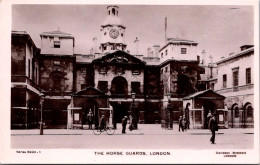 (3 R 50) UK (old B/w) Horse Guards - Whitehall