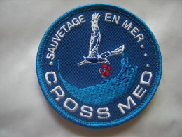 COLLECTION SAUVETAGE EN MER LE CROSS MEDITERRANEE NEUF 75MM - Firemen