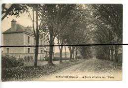 CPA. D86. VIENNE. Saint Maurice . La Mairie Et L'allée Des Tilleuls - Gencay