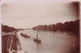 Courbevoie * 1899 * Remorqueur Et Péniche Batellerie , Au Pont Bineau * Barge Chaland * Photo Ancienne 9x5.8cm - Courbevoie