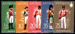 Antigua 1974 Military Uniforms Unmounted Mint. - 1960-1981 Autonomie Interne