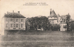 L'hermenault * Vue Sur Le Château - L'Hermenault