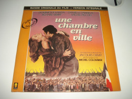 B8 / Film " Une Chambre En Ville "  2X LP - 310 126/127 - France 1982 - M/N.M - Soundtracks, Film Music