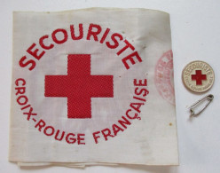 LOT BRASSARD ANNEES 1930 CROIX-ROUGE FRANCAISE SECOURISTE INDRE + INSIGNE METALLIQUE - Red Cross