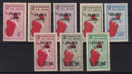 Madagascar Poste Aérienne N°47/54 - Neuf * Avec Charnière - N°53 Oblitéré - TB - Airmail