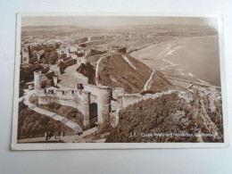 D196366   UK -England - Yorkshire - Scarborough   Castle Wall And North Bay  PU 1959  - Sent To Hungary - Scarborough