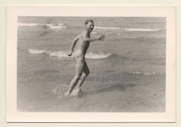 Nude German Soldier About To Take A Swim In Russia / Gay INT (Vintage Photo ~1930s/1940s) - Unclassified