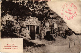 CPA Haute-Isle Ancienne Caverne D'un Chef Normand FRANCE (1309141) - Haute-Isle