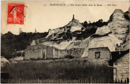 CPA Haute-Isle Une Usine Taillee Dans La Roche FRANCE (1309147) - Haute-Isle