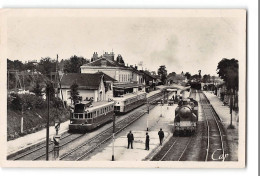 CPA 38 Carte Photo St Saint André Le Gaz La Gare Et Le Train Autorail - Saint-André-le-Gaz