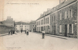 Lanvollon * La Rue De La Mairie * Villageois Enfants - Lanvollon