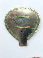 PIN'S  MONTGOLFIERE - BIENEVALE MONDIALE AEROSTATION 91 - Montgolfières