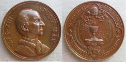 Médaille En Bronze Léon XIII 1887 . 50e Jubilé Sacerdotal, Sans Signature - Royaux/De Noblesse