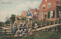 Pays Bas - Marken - Kerkbuurt - Animé - Colorisé - Carte Postale Ancienne - Marken