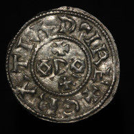RARE France, EUDES (ODON), Denier Carolingien Royal (Carolingian Denier), (887-898), Limoges, Argent (Silver), SUP (AU) - 888-898 Odo Van Parijs 