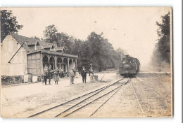 CPA 80 Carte Photo Crécy En Ponthieu La Chalet Dans La Forêt La Gare Et Le Train Tramway - Crecy En Ponthieu