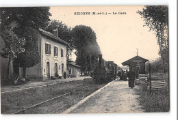 CPA 49 Seiches La Gare Et Le Train - Seiches Sur Le Loir